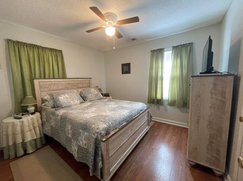 140 Oakland Dr, Kingstree SC  29556-1810 exterior