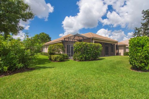 10317 Crosby Pl, Fort Pierce FL  34986-3055 exterior