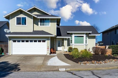 9591 Kristine Way, Windsor CA  95492-8889 exterior