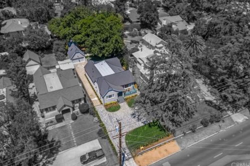 493 Altadena Dr, Altadena CA  91001-2243 exterior
