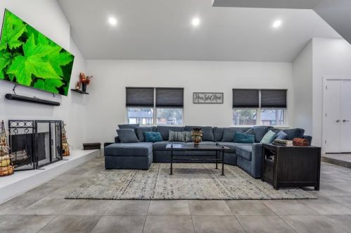1605 Blake Dr, Richardson, TX 75081-2506