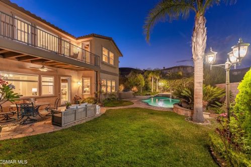 3824 Doheney Ct, Simi Valley CA  93063-0208 exterior