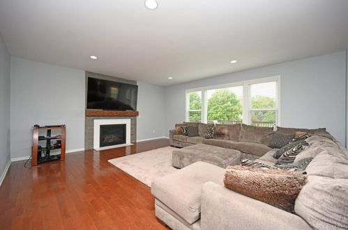 3455 Renaissance Blvd, Franklin OH  45005-9677 exterior