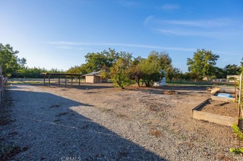 9533 Cummings Rd, Durham CA  95938-9605 exterior