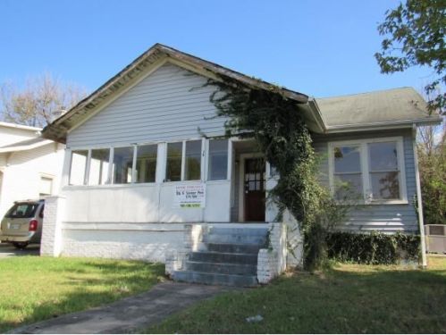 216 Sevier Ave, Kingsport, TN 37660-4412