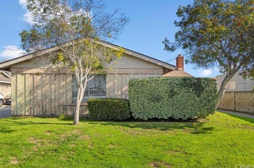 2220 Lewis St, Anaheim, CA 92802-5008