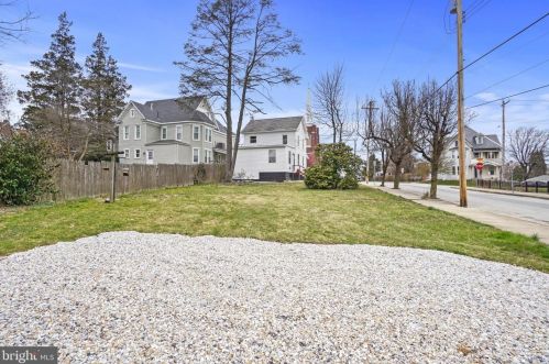 104 High St, Red Lion PA  17356-1606 exterior