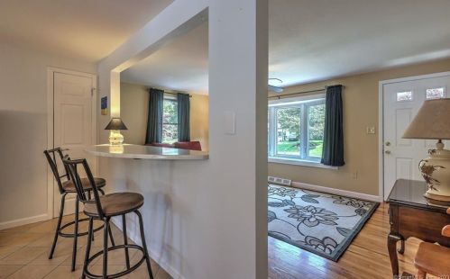 51 Westwood Rd, Milford CT  06461-2752 exterior