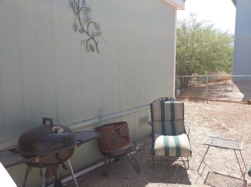 8005 Evergreen Dr, Mohave Valley, AZ 86440-9209