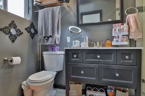 6832 Airoso Ave, San Diego CA  92120-5323 exterior