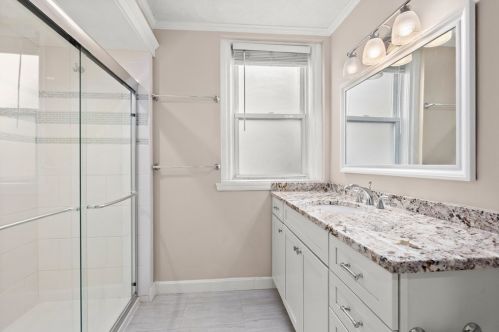 22 James St, Brookline MA  02446-3784 exterior