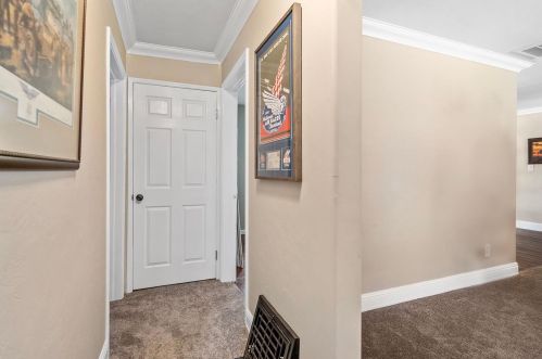 340 Santa Rosa Ave, Modesto CA  95354-1451 exterior