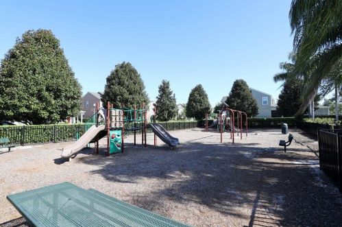 1012 Seburn Rd, Apopka FL  32703-8425 exterior