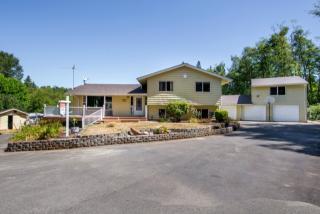 223 105th Ave, Puyallup, WA 98372-1172