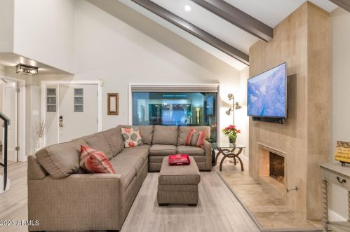 5822 Scottsdale Rd, Scottsdale AZ 85253-5415 exterior