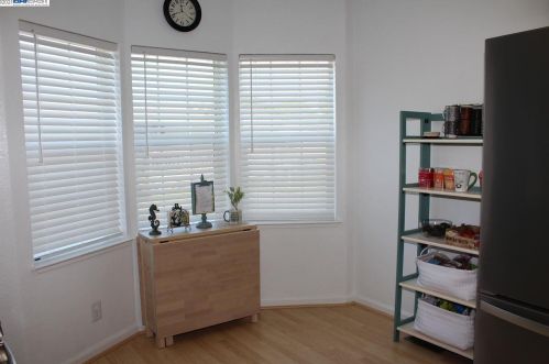 28378 Bradshire Rd, Hayward CA  94545-4818 exterior