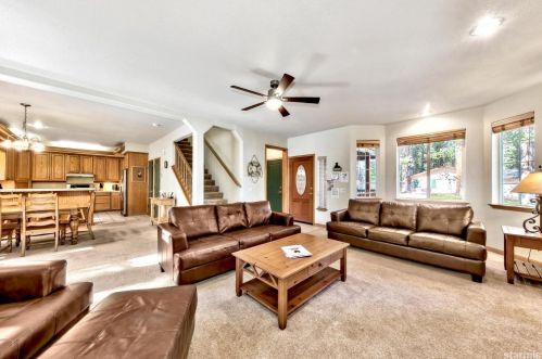 3096 Deer Trl, South Lake Tahoe, CA 96150-4562