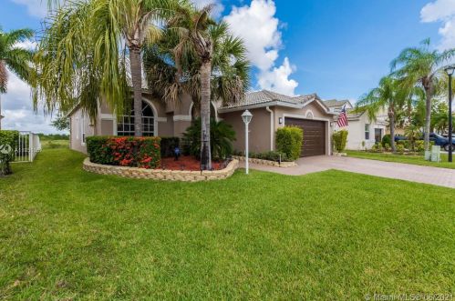 1862 145th Ter, Hollywood, FL 33028-2863