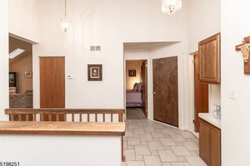 92 Canada Goose Dr, Hackettstown NJ  07840-3135 exterior