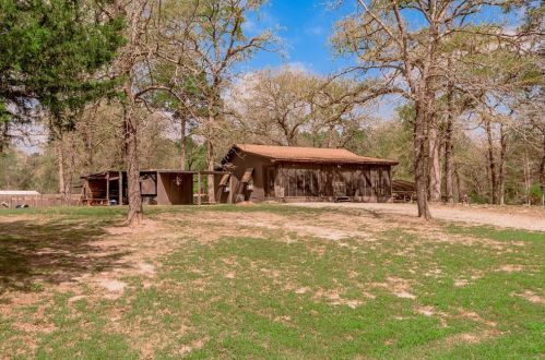 184 Tic Toc Ln, Chita, TX 75862-8613
