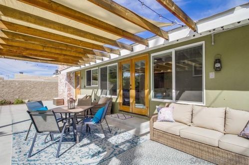 5551 Gala Ave, San Diego CA  92120-1807 exterior