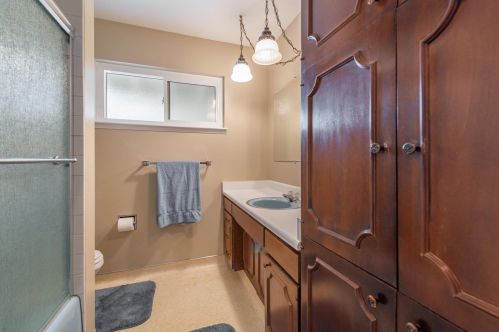 12726 Richards Blvd, Truckee CA  96161 exterior