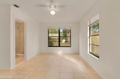 56 45 Ave, Vero Beach FL 32966-2840 exterior