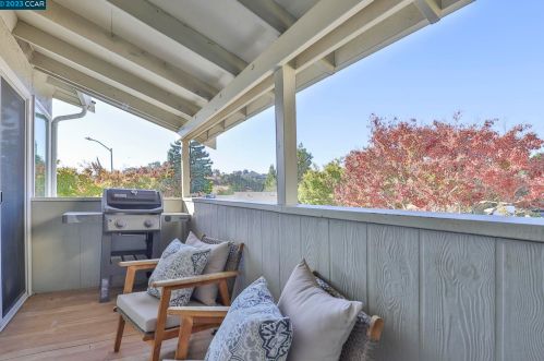 10 Janin Pl, Concord CA  94523-1116 exterior
