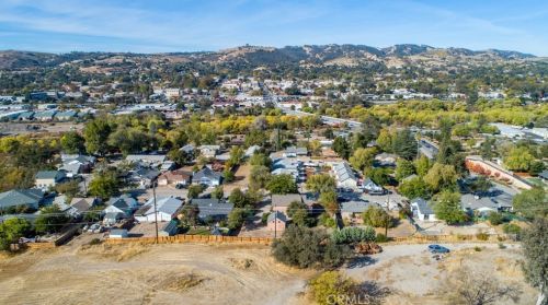 107 Capitol Hill Dr, Lake Nacimiento CA  93446-2730 exterior