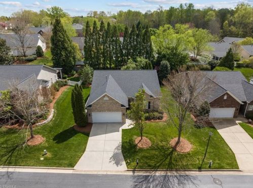 5103 Cobbler Ridge Ct, Greensboro NC  27455-3462 exterior