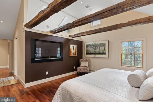 1485 Fairmont Dr, Harrisburg PA  17111 exterior