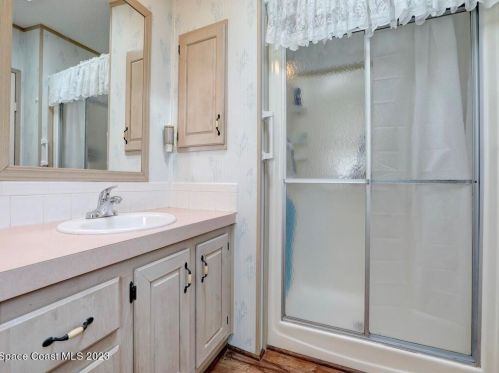 7574 Cedar Bark Rd, Sebastian FL  32976-7747 exterior