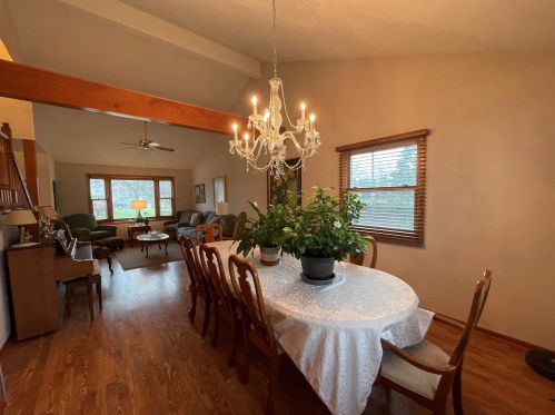 6220 82 St, Kenosha WI 53142-1865 exterior