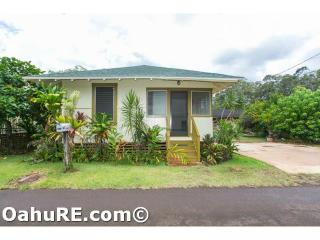 181 Olive Ave, Wahiawa, HI 96786-1722