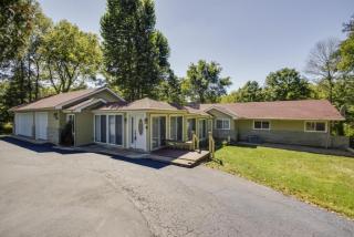 7859 Riverside Dr, Dublin, OH 43016-8233