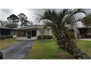 13512 Palm Dr, Astatula, FL 34705-9629