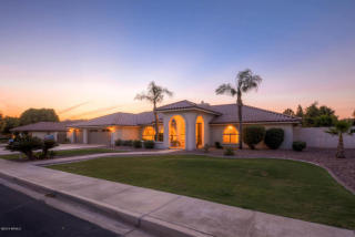 3922 Flossmoor Ave, Mesa, AZ 85206-2534
