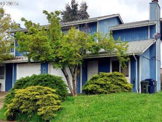 4561 Liberty St, Eugene, OR 97402-1249
