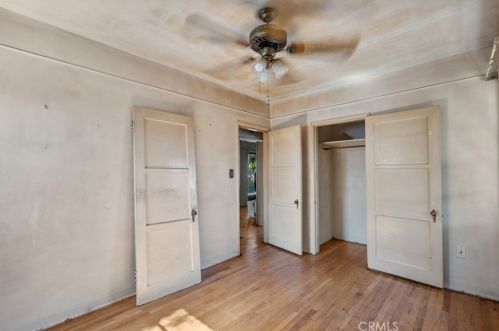 15214 Saticoy St, Van Nuys CA 91406-2333 exterior