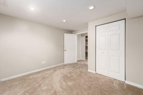 216 Autumn Leaves Way, Johnstown OH  43031-1369 exterior