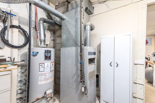 9 Ashby St, Providence RI 02919-6604 exterior