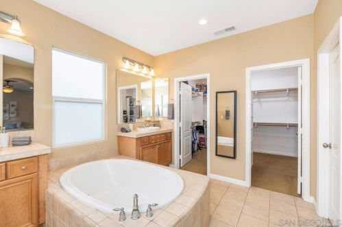 16964 Silver Crest Dr, San Diego CA  92127-2818 exterior