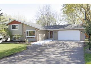 1020 Bridge St, Saint Paul, MN 55126-2212