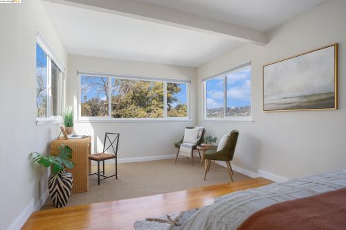 1 Kingsland Pl, Oakland CA  94619-2608 exterior