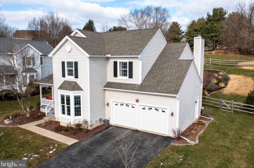 605 Perimeter Dr, Downingtown, PA 19335-4801