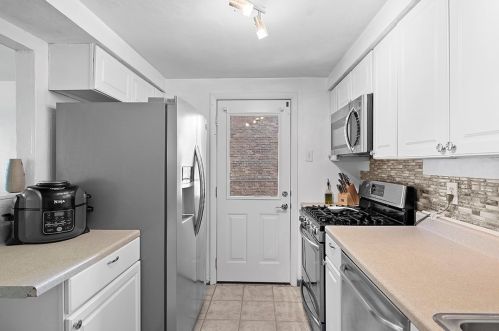 413 Janice Dr, Pittsburgh PA  15235-3022 exterior