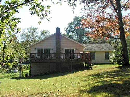 3020 Explorer Rd, Kilgore, OH 44615-9281