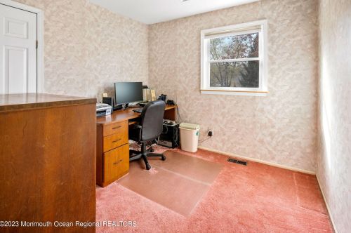 9 Salem Ln, Jackson Twp NJ  08527-1210 exterior