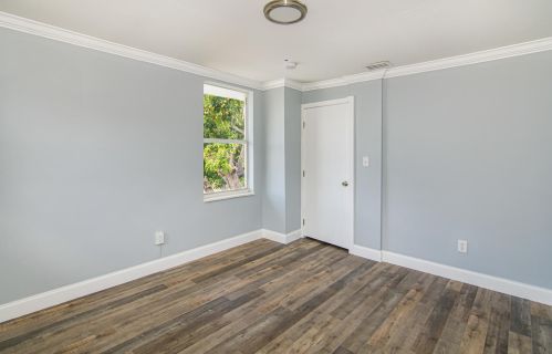 815 6th St, West Palm Beach, FL 33401-3821