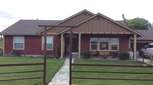 752 Ellsworth St, Vale, OR 97918-5696